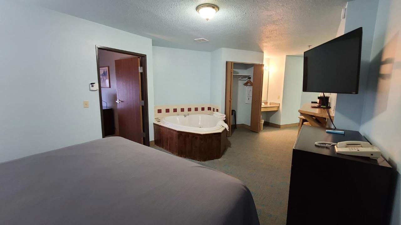 Bay Inn Tawas City Dış mekan fotoğraf