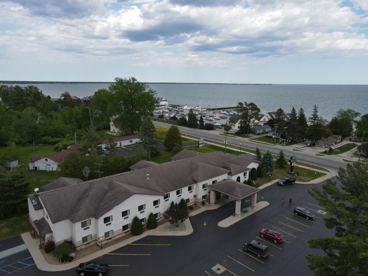 Bay Inn Tawas City Dış mekan fotoğraf